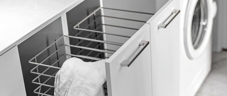 Isella tvättkorgsskåp – smart och anpassningsbart